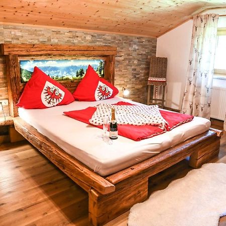 Ferienhaus Schneiderhaeusl Zillertal Stummerberg Eksteriør billede