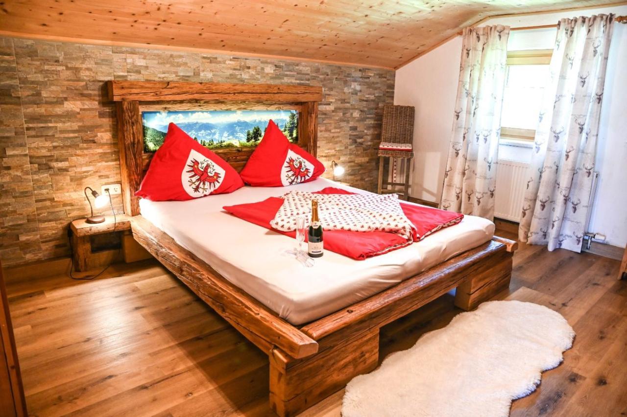 Ferienhaus Schneiderhaeusl Zillertal Stummerberg Eksteriør billede